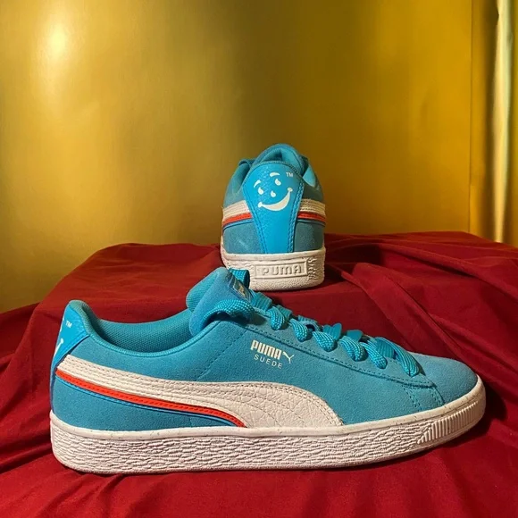 New Puma suede Sneakers - Aqua and White 6.5 youth - Picture 1 of 5